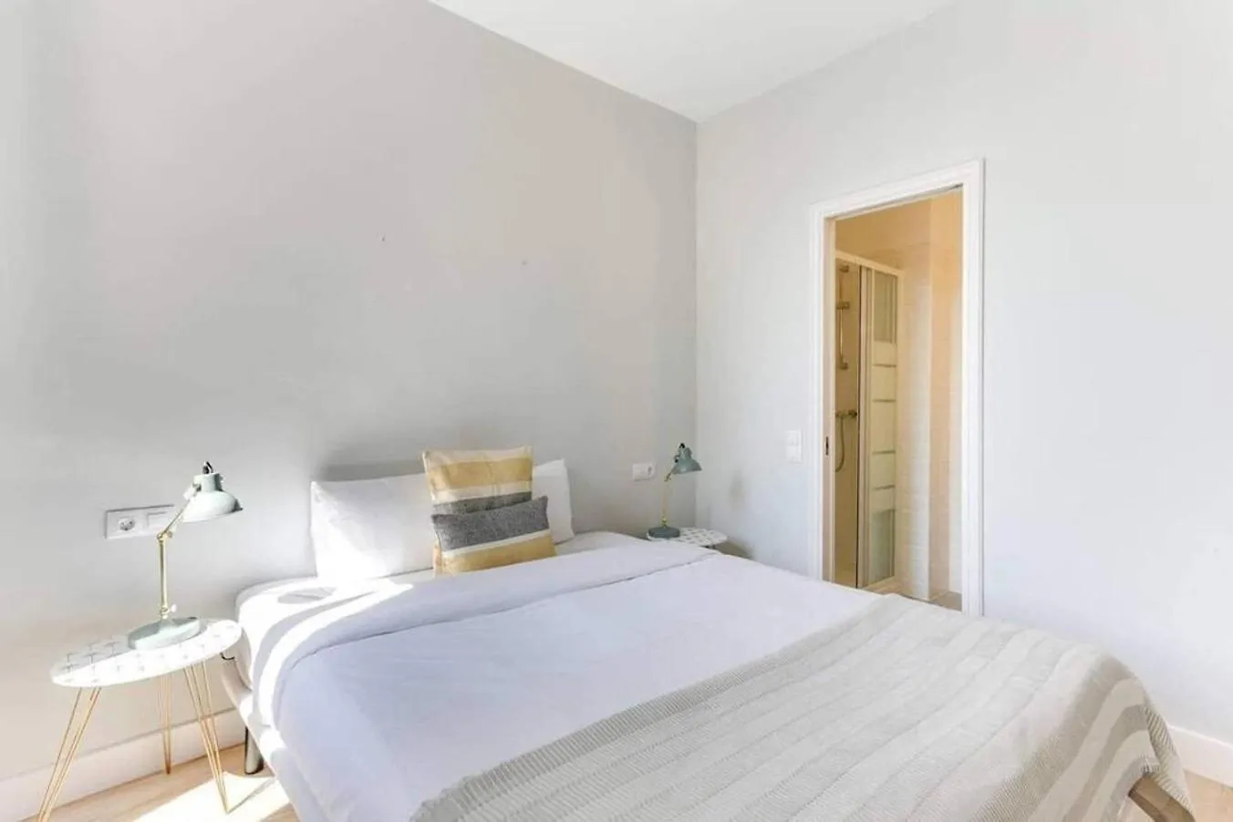 Bright 2Bdr In Trendy Gracia Apartment Barcelona